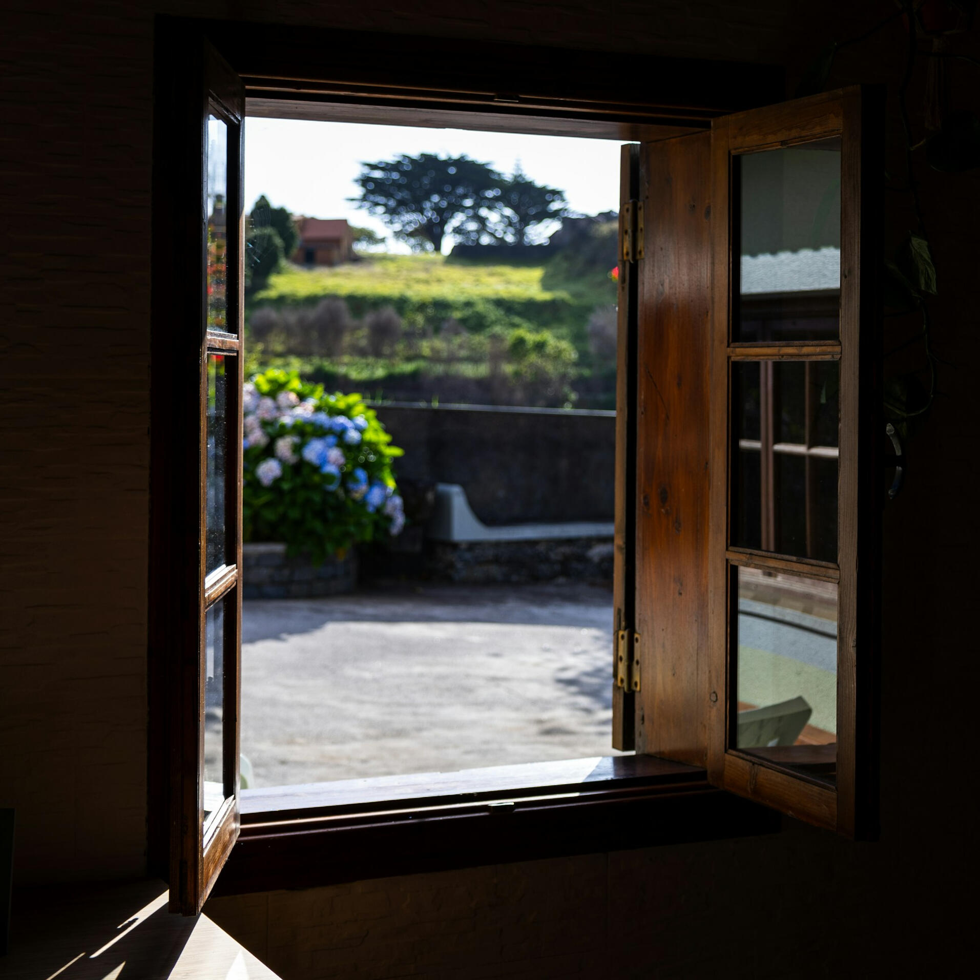 Una forma de habitar ventana de alojamiento turístico con vistas a la naturalezaventana de alojamiento turístico con vistas a la naturaleza